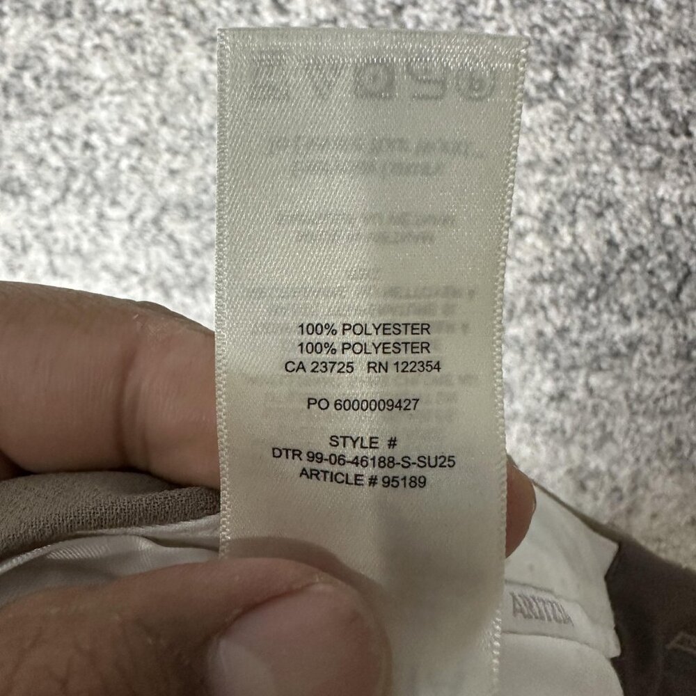 Aritzia Effortless Pants Womens 0 Short Beige Crepe Pleated Dress Trousers - Picture 8 of 8